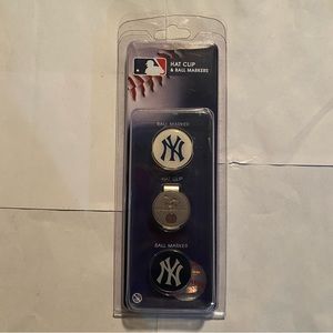 MLB Hat Clip & Ball Markers New York Yankees